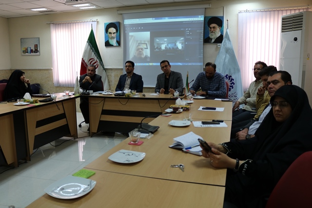 نشست شورای اداری اداره کل کتابخانههای عمومی سمنان برگزار شد/ پایش هفتگی عملکرد کتابخانههای شهرستانها
