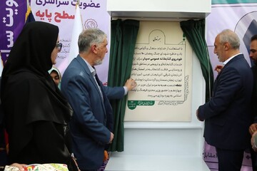 آیین بهره‌برداری از ۱۰ دستگاه خودروی کتابخانه عمومی سیار