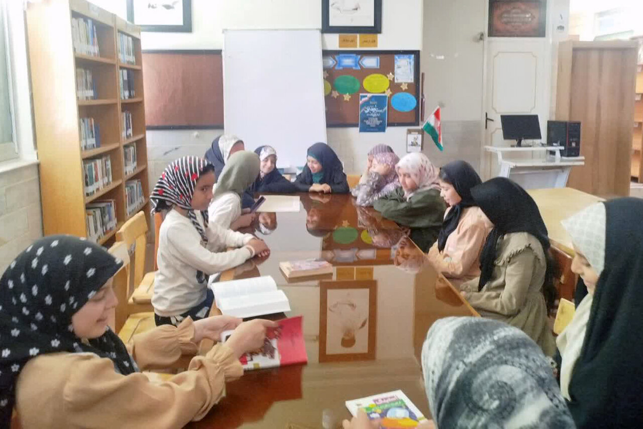 میزبانی از اقشار جامعه در کتابخانههای عمومی استان مرکزی