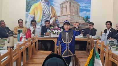 بیستوهفتمین نشست ادبی شاهنامهخوانی در کتابخانه عمومی شهید مصطفی خمینی باغملک برگزار شد