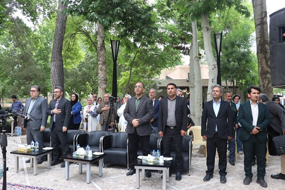 طنینِ شکوه «شاهنامه» در جانِ توس/ ضیافت حماسه و خرد در جوار مزار حکیمِ سخن