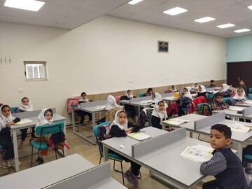 میزبانی کتابخانه عمومی آذربایجان شرقی از کلاس‌های درس دانش‌آموزان