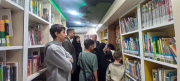 آغاز به‌کار نخستین کتابخانه سیار پردیس در تجمعات شبانه شهرستان