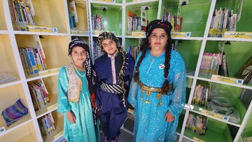 خدمات‌رسانی کتابخانه سیار قزوین در جشنواره ایلات و عشایر استان