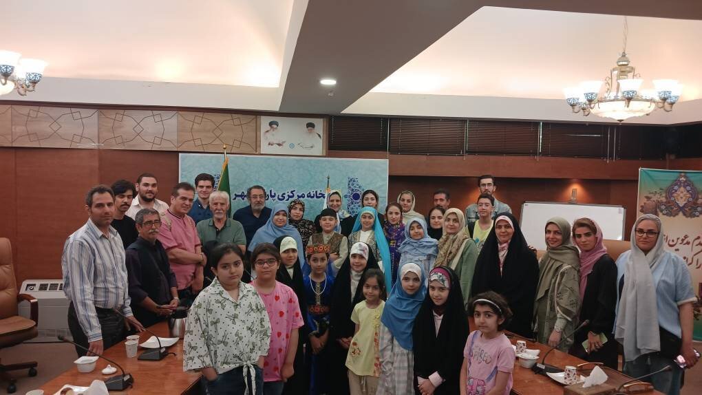 برنامه های شاهنامه خوانی با حضور علاقهمندان به ادبیات حماسی در کتابخانه های استان تهران