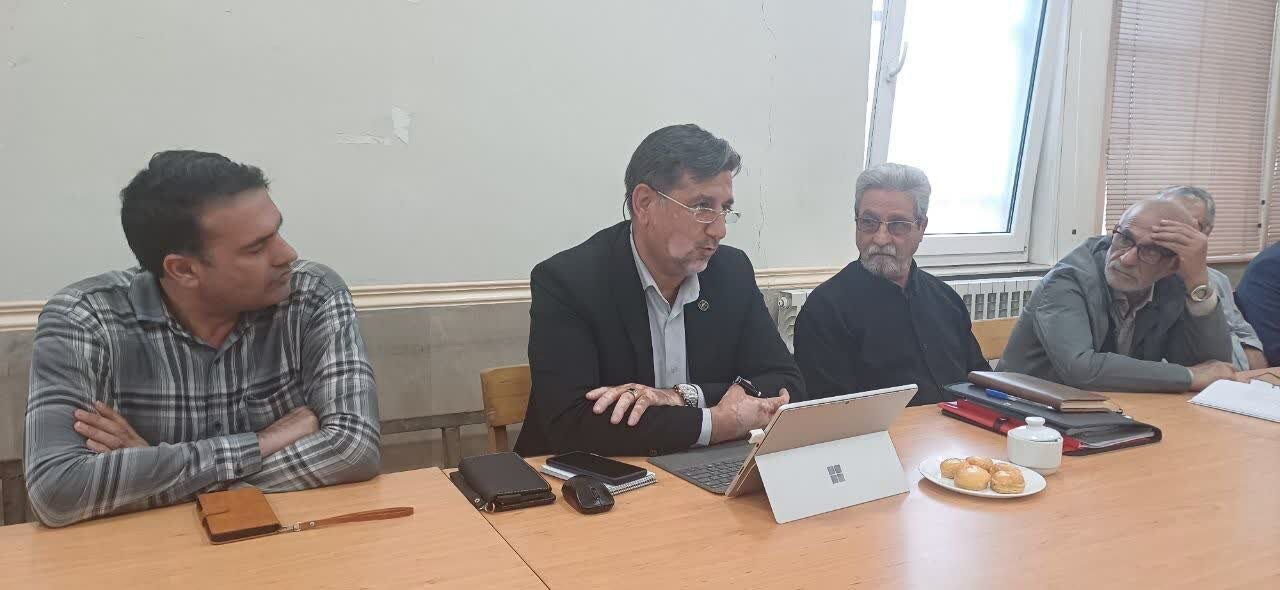 دومین نشست دورهمی کتابخوان پیشکسوتان، نویسندگان و شاعران شهرستان پیشوا