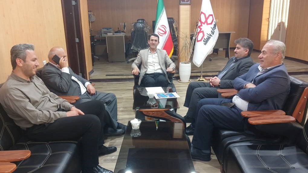 دیدار سرپرست اداره کتابخانه‌های عمومی شهرستان باغملک با شهردار، اعضای شورای اسلامی شهر و مدیر دفتر نماینده مردم در مجلس