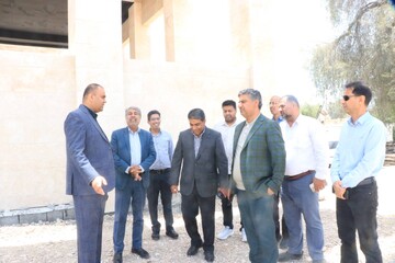 بازدیداز کتابخانه مرکزی