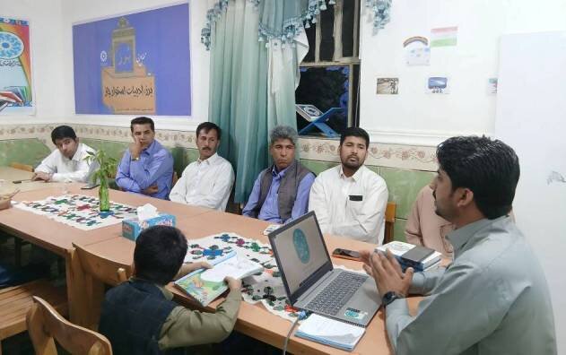 محفل ادبی «بُرز» با موضوع شاهنامه‌خوانی در کتابخانه لبخند کتاب‌ها زهکلوت