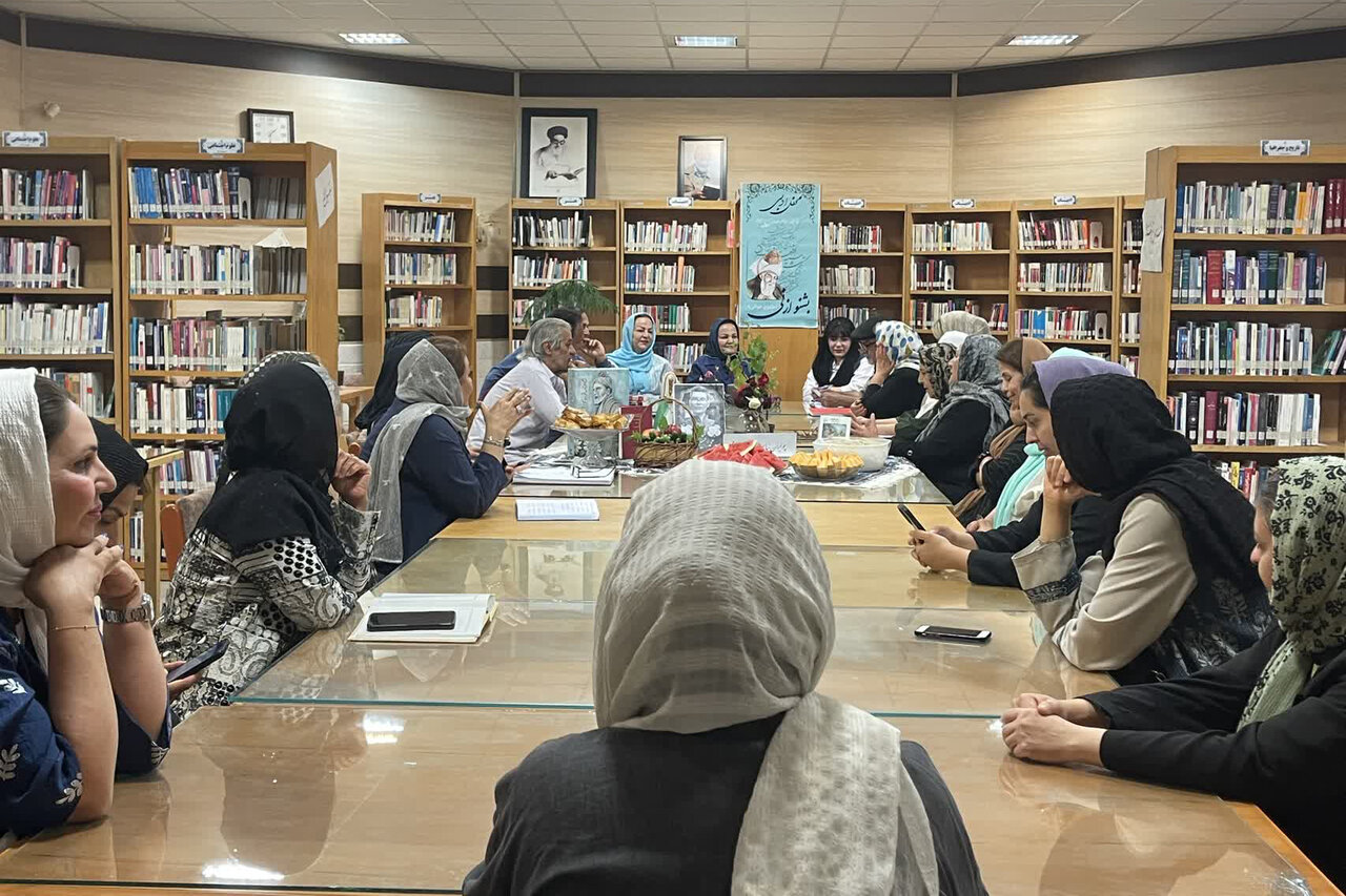گرامیداشت حکیم فردوسی در کتابخانه امام صادق(ع) نیم‌ور