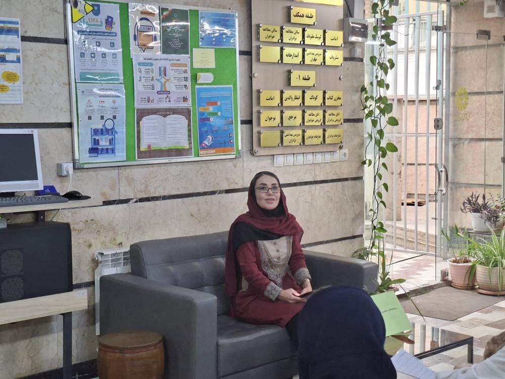 ویژهبرنامه بزرگداشت حکیم ابوالقاسم فردوسی در کتابخانه عمومی بقیهالله (عج)