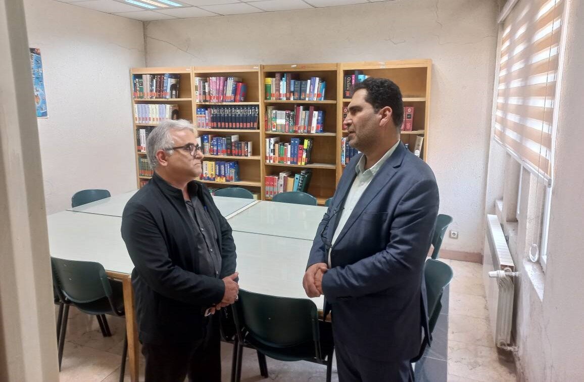بخشدار خاوران از کتابخانه پروین اعتصامی شهرستان ری بازدید کرد