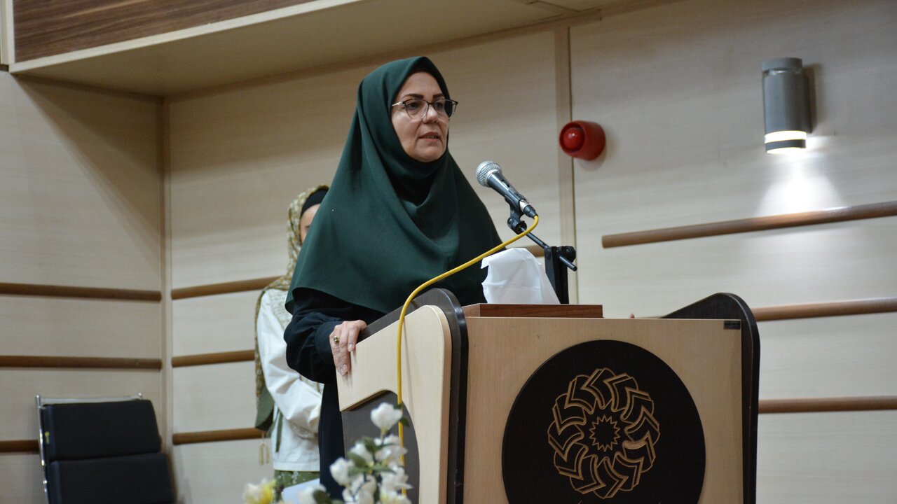 تأکید مدیرکل کتابخانههای عمومی استان کرمانشاه بر جایگاه شاهنامه در هویت ملی