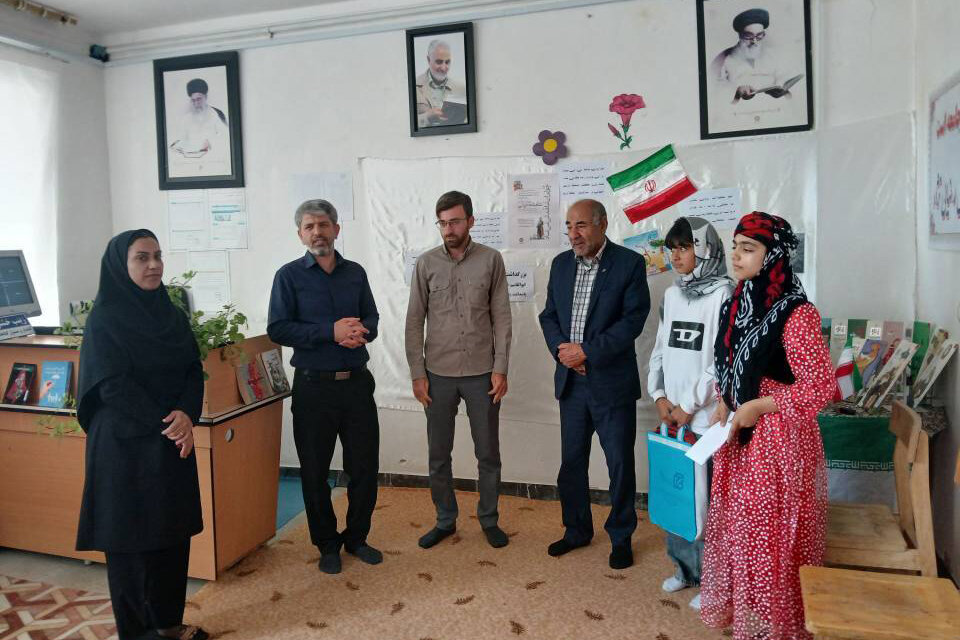 جوایز طرح «آرش کمانگیر» در ایلام اهدا شد