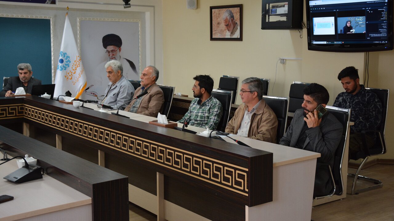 آگاهیبخشی در زمینه تشخیص اخبار درست و کذب، امری ضروری است