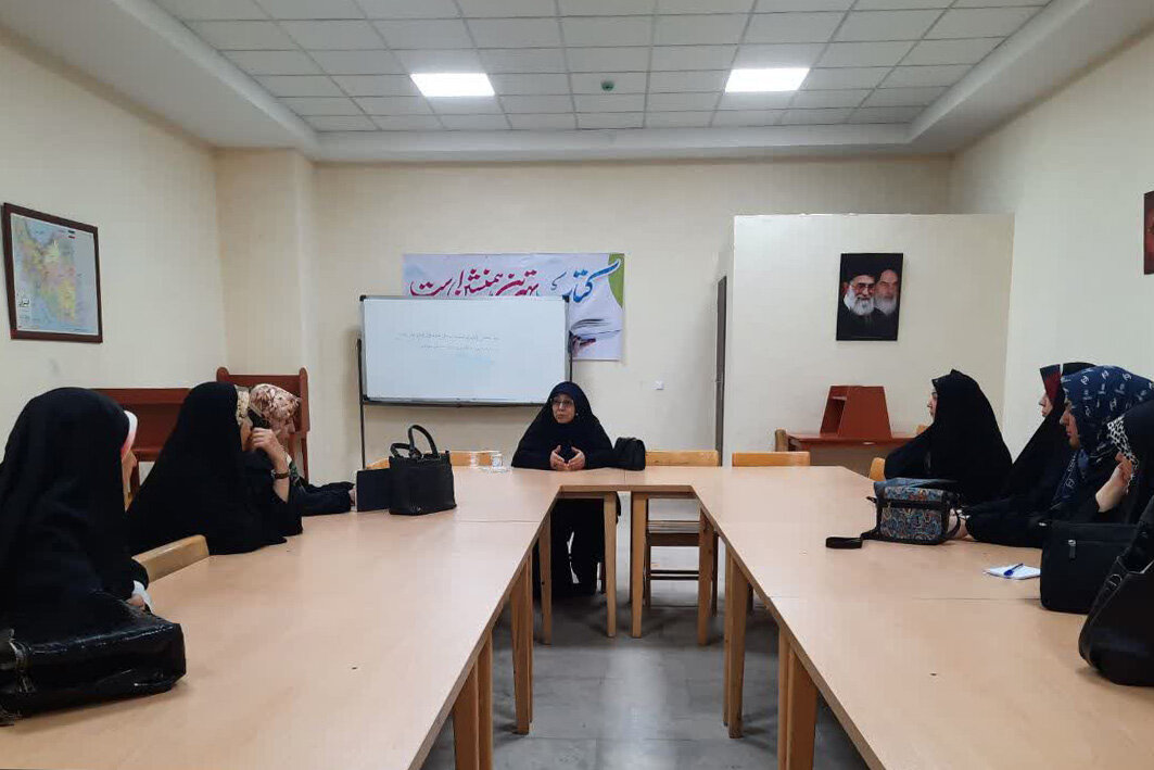 برگزاری جلسات مطالعاتی در کتابخانههای عمومی استان مرکزی