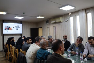 نشست «سفیران آگاهی، روایت‌گران دانایی» در اداره‌کل کتابخانه‌های  قزوین