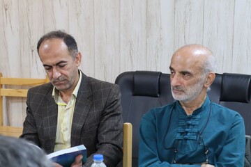 نشست «سفیران آگاهی، روایت‌گران دانایی» در اداره‌کل کتابخانه‌های  قزوین