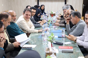 نشست «سفیران آگاهی، روایت‌گران دانایی» در اداره‌کل کتابخانه‌های  قزوین