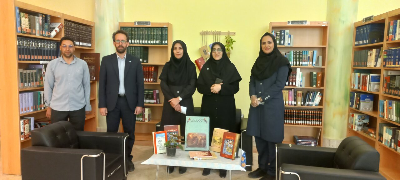 بازدید مدیرکل کتابخانه‌های عمومی استان لرستان از کتابخانه‌های الیگودرز