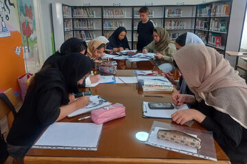 خلاقیتِ هنری در کتابخانه شهدای سنجان