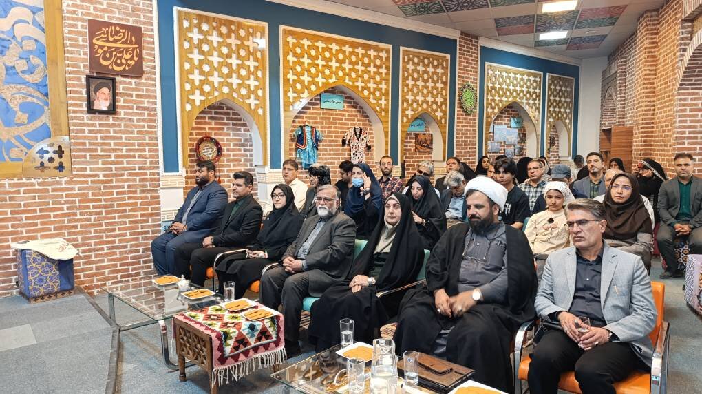 آیین بازگشایی کتابخانه مرکزی خرمآباد؛ گروه جهادی کتابخانههای عمومی لرستان پایکار بازسازی
