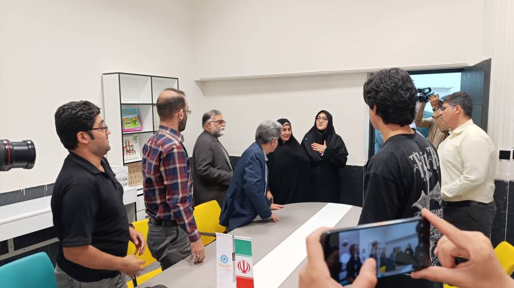آیین بازگشایی کتابخانه مرکزی خرم‌آباد؛ گروه جهادی کتابخانه‌های عمومی لرستان پای‌کار بازسازی