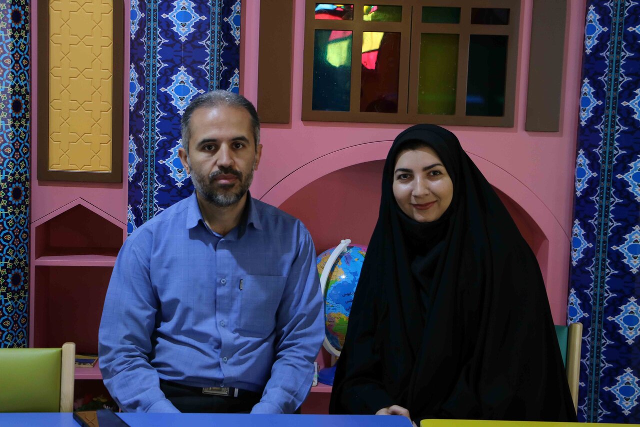 وقتی کتاب‌ها واسطه خیر می‌شوند؛ ماجرای یک ازدواج کتابخانه‌ای