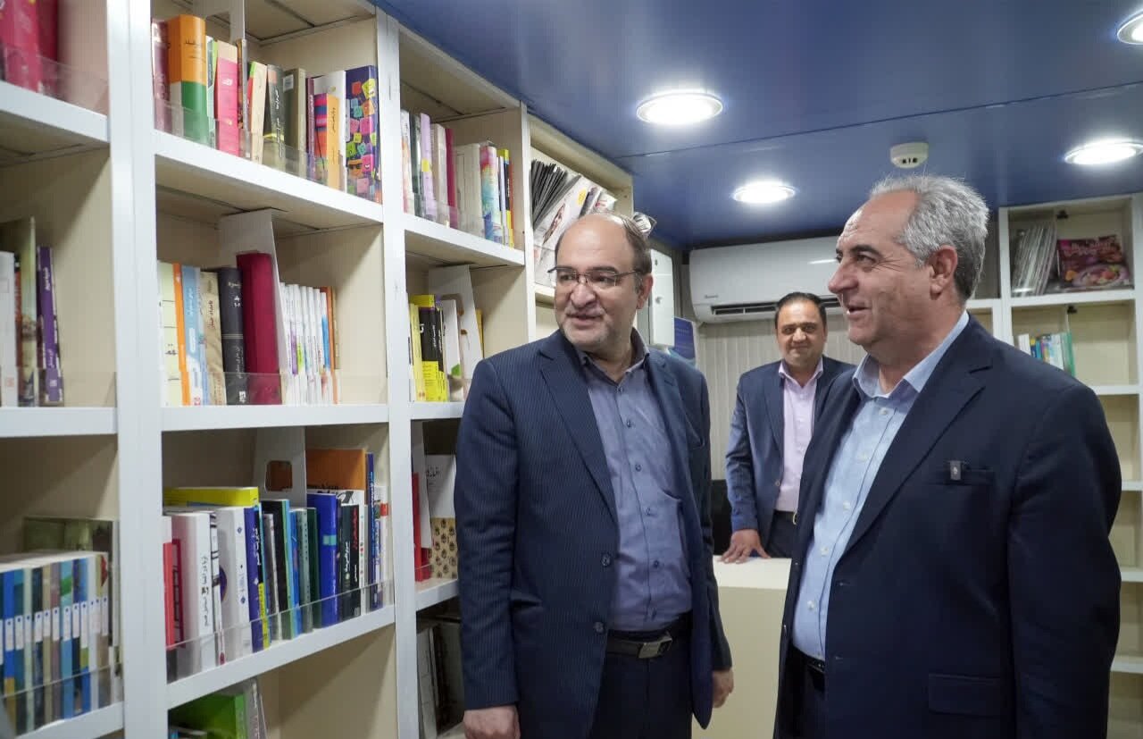 آغاز به کار و اعزام ناوگان مدرن کتابخانه‌های سیار به مناطق کم برخوردار میانه و مرند