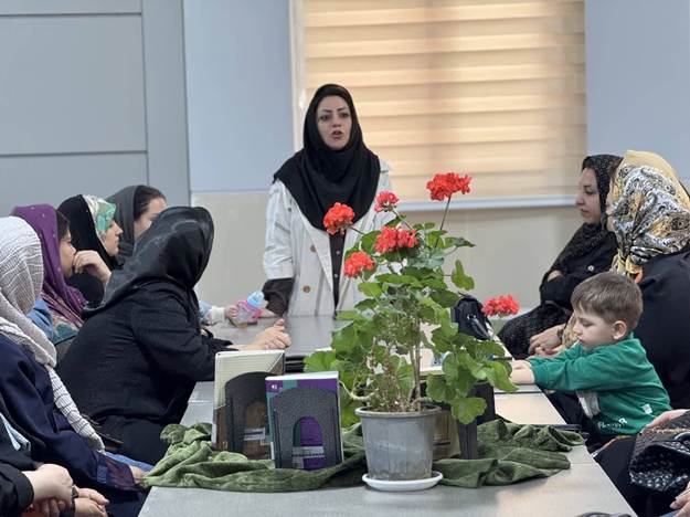 برنامه های فرهنگی به مناسبت هفته ملی جمعیت در کتابخانه های استان تهران برگزار شد