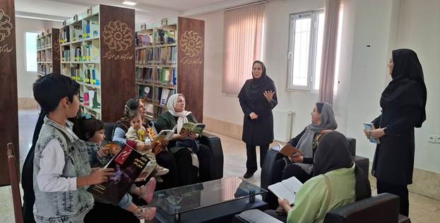برنامه های فرهنگی به مناسبت هفته ملی جمعیت در کتابخانه های استان تهران برگزار شد