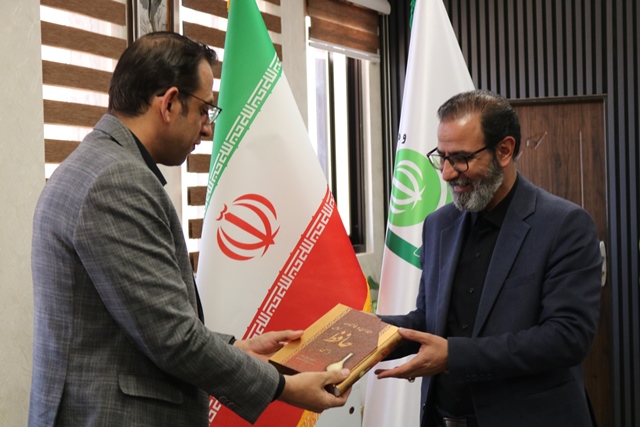 دیدار مدیرکل کتابخانههای عمومی استان سمنان با مدیرکل دیوان محاسبات استان
