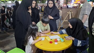 حضور در غرفه هنرمندان