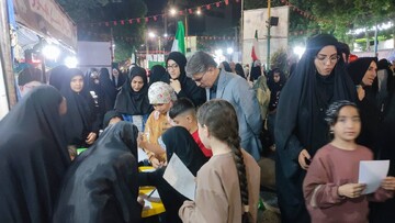 حضور در غرفه هنرمندان