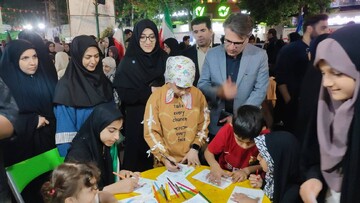 حضور در غرفه هنرمندان