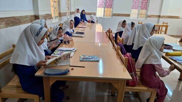 تبدیل فضای کتابخانه به کانون پویا و علمی برای دانش‌آموزان با اجرای طرح ملی پیوند مدرسه و کتابخانه