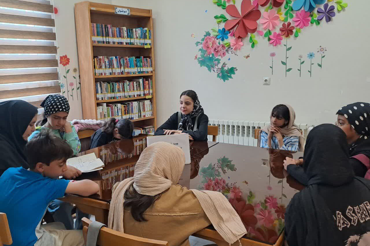 بهشت کتابخوانان شهر قورچیباشی در کتابخانه شهدا