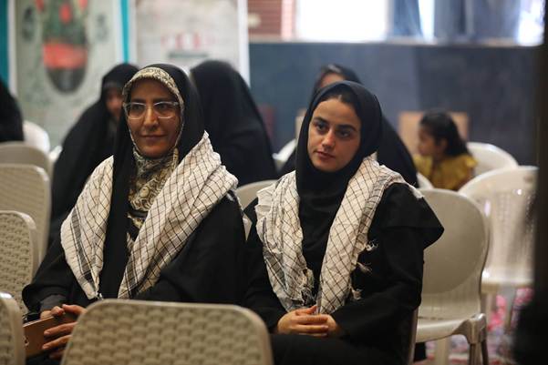محفل شعر و برنامه قصه گویی در کتابخانه های استان تهران برگزار شد