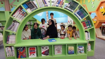 بازدید دبیرکل از کتابخانه مرکزی یاسوج