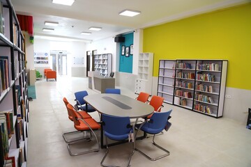 بخش‌های مختلف کتابخانه عمومی شهدای بُنداروز دشتستان