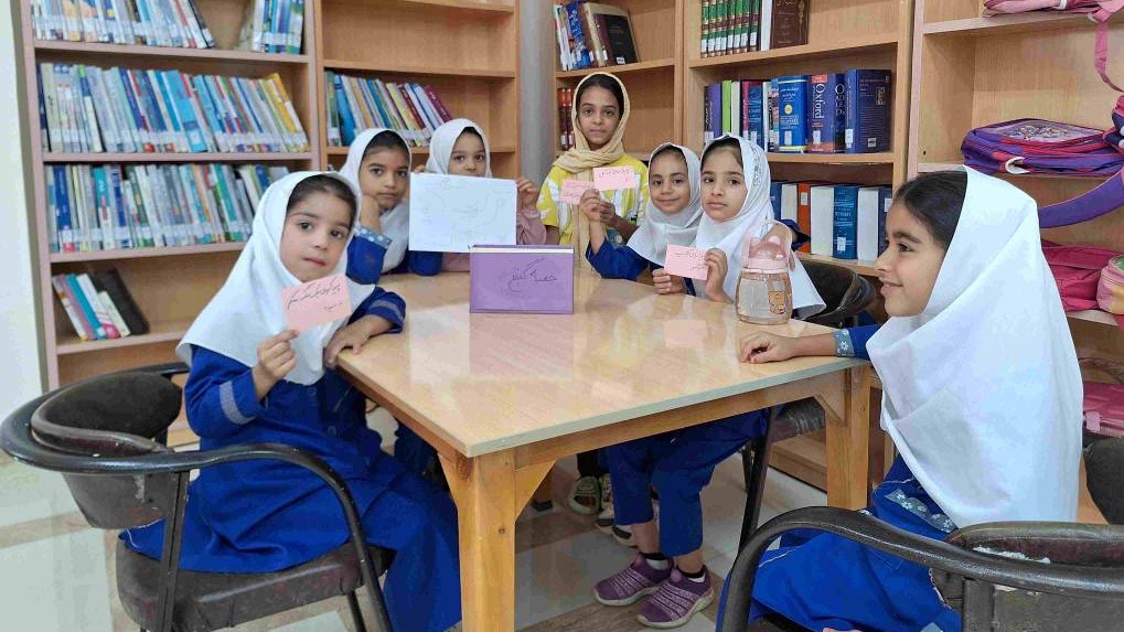 سفر به سرزمین معرفت در پناه «نقشه گنج»؛ کتابخانه قلمچی خرمشهر میزبان جستجوگران کوچک خدا شد
