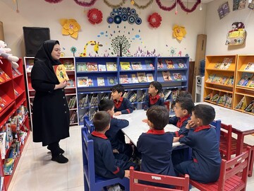در قالب طرح «قرارِ کلاس درس»،دانش‌آموزان مهمان کتابخانه وحدت ابهر شدند