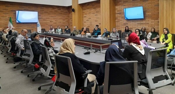 ویژهبرنامههای فرهنگی کتابخانه مرکزی رشت در یک نگاه