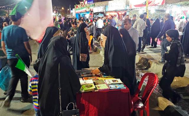 کتابخانه مرکزی سمنان با میز گفت‌وگو، پیوند میان تجمعات مردمی و فرهنگ را تقویت می‌کند