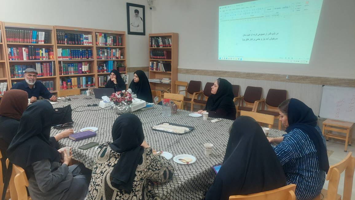 از خوانش متون کهن تا نقد «آشوب»؛ دو نشست تخصصی ادبی و مطالعاتی در بندرماهشهر برگزار شد
