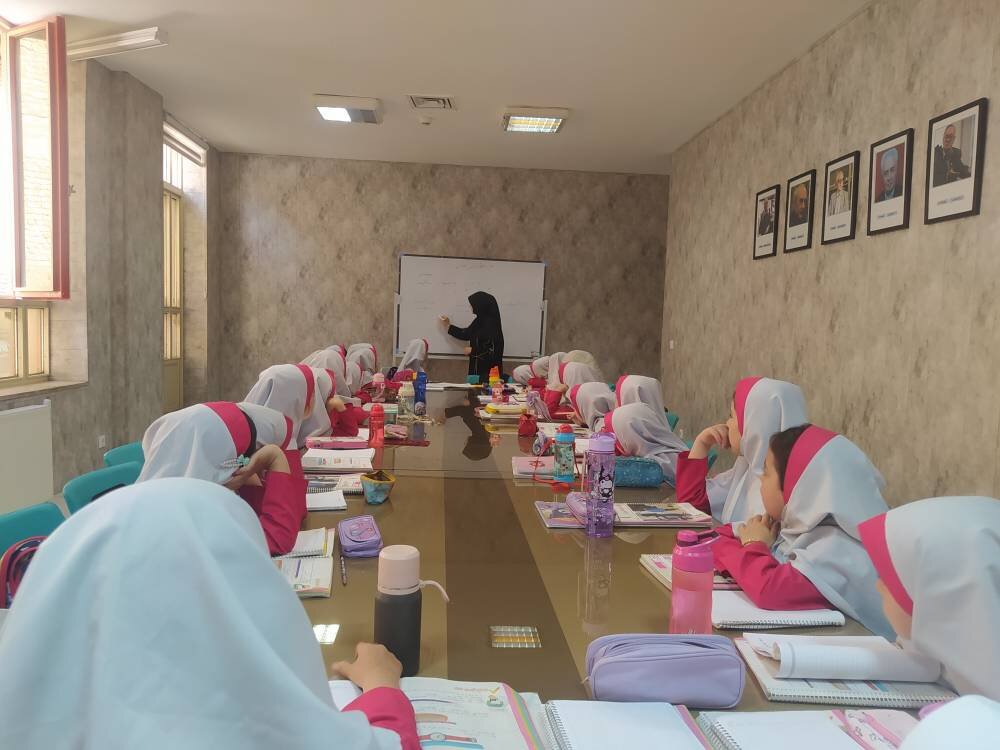کتابخانه مرکزی ارومیه؛ میعادگاه دانایی و بزم آموختن