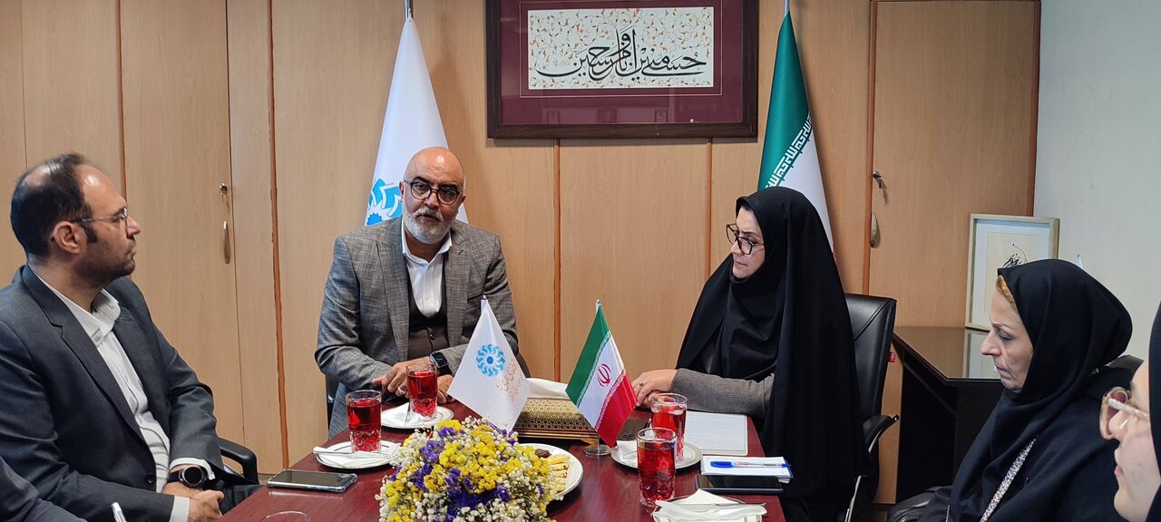 امضای تفاهم‌نامه همکاری بین اداره کل کتابخانه‌های عمومی استان تهران و دانشکده خبر