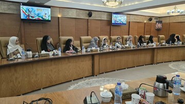 نشست صمیمانه با نویسنده کتاب «داستان بهنام»  در کتابخانه مرکزی پارک شهر