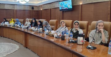 نشست صمیمانه با نویسنده کتاب «داستان بهنام»  در کتابخانه مرکزی پارک شهر
