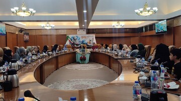 نشست صمیمانه با نویسنده کتاب «داستان بهنام»  در کتابخانه مرکزی پارک شهر